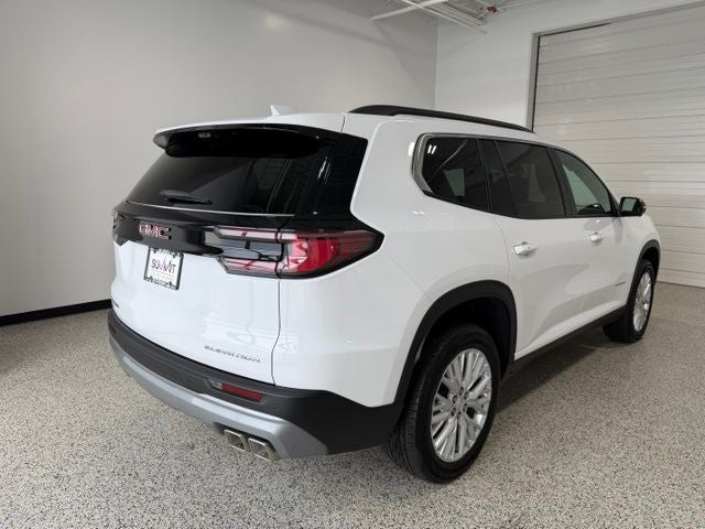 2026 GMC Acadia Elevation FWD