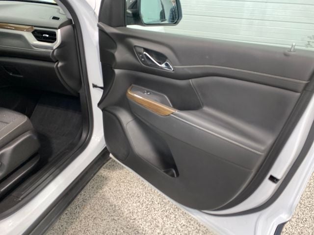 2022 GMC Acadia AWD SLE