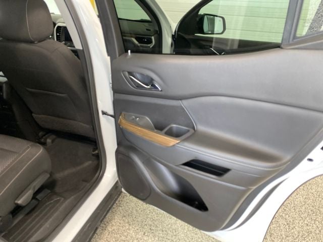 2022 GMC Acadia AWD SLE