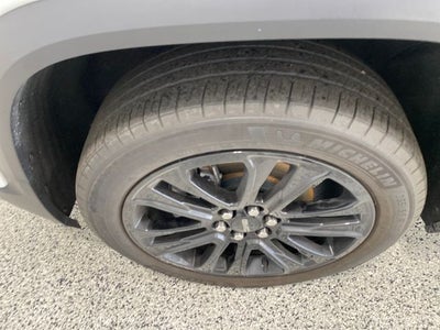 2022 GMC Acadia AWD SLE