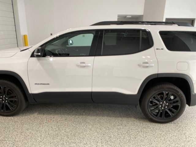 2022 GMC Acadia AWD SLE