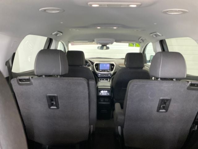 2022 GMC Acadia AWD SLE