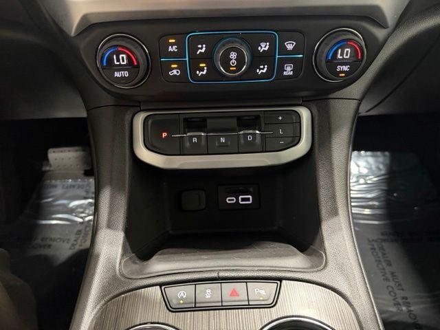 2023 GMC Acadia AWD SLT