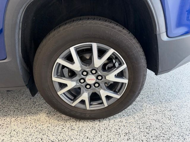 2023 GMC Acadia AWD SLT