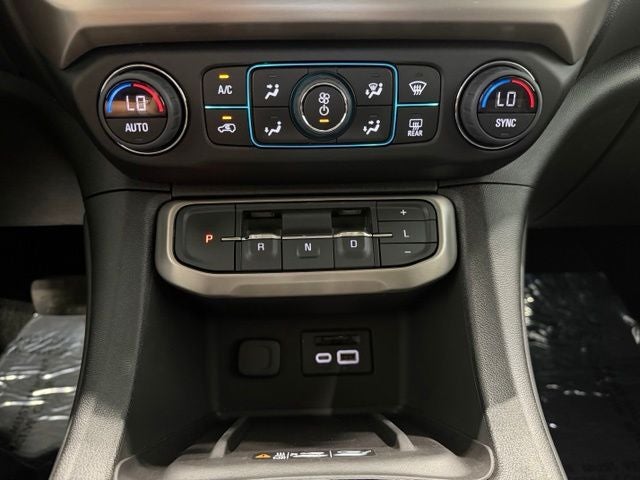 2023 GMC Acadia AWD Denali