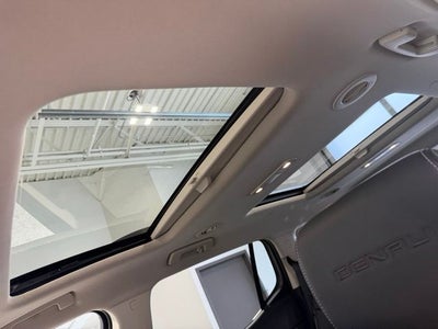 2023 GMC Acadia AWD Denali