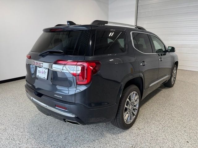 2023 GMC Acadia AWD Denali