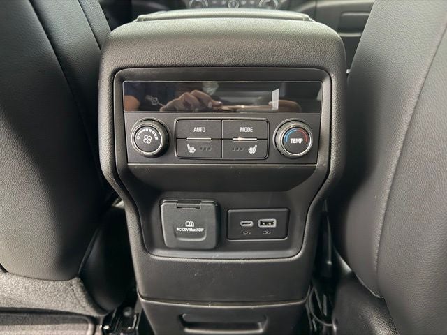 2023 GMC Acadia AWD Denali