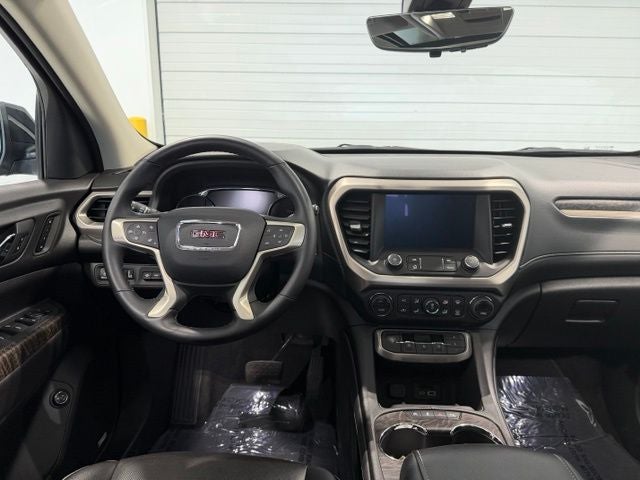2023 GMC Acadia AWD Denali