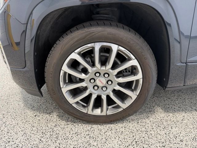 2023 GMC Acadia AWD Denali