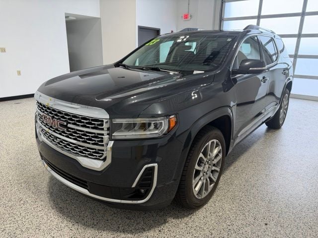 2023 GMC Acadia AWD Denali