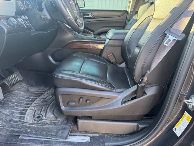 2017 GMC Yukon XL SLT