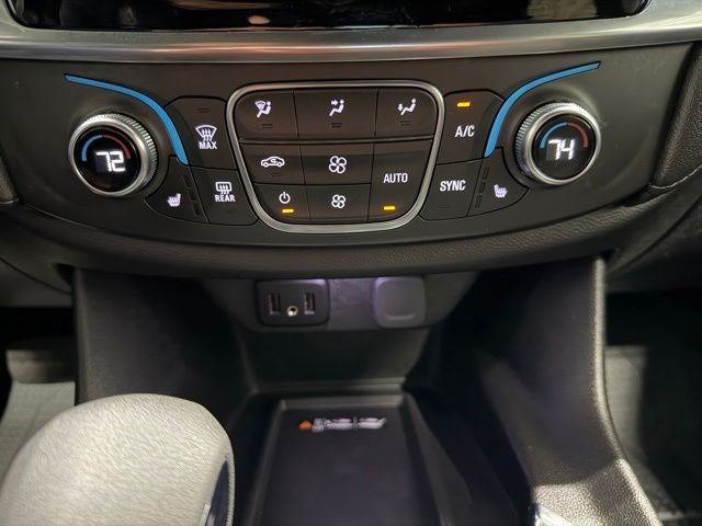 2023 Chevrolet Traverse FWD LT Cloth