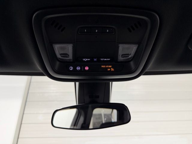 2023 Chevrolet Traverse FWD LT Cloth