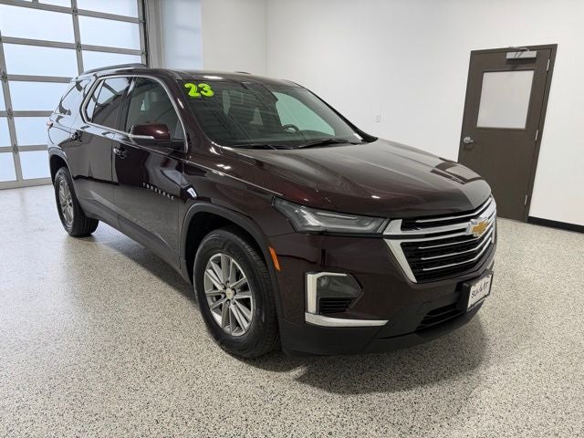 2023 Chevrolet Traverse FWD LT Cloth