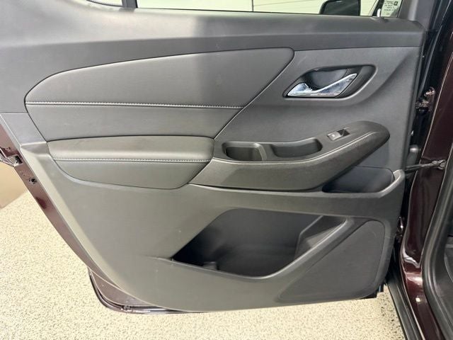 2023 Chevrolet Traverse FWD LT Cloth