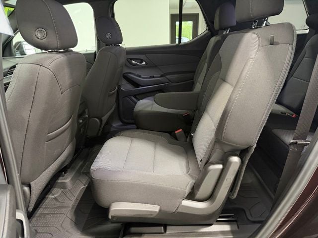 2023 Chevrolet Traverse FWD LT Cloth