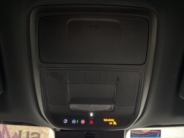 2025 Chevrolet Traverse FWD LT