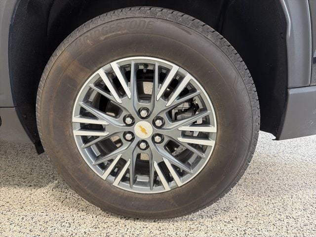 2025 Chevrolet Traverse FWD LT