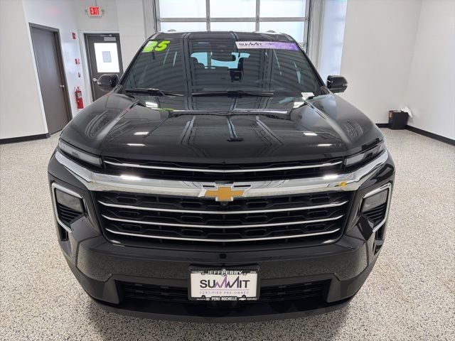 2025 Chevrolet Traverse FWD LT