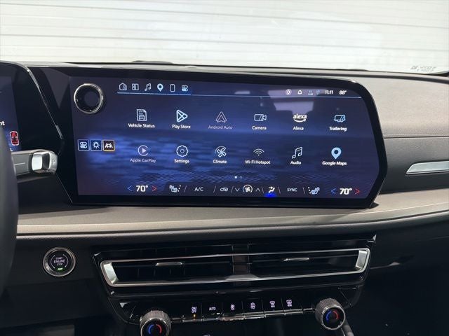 2025 Chevrolet Traverse FWD LT