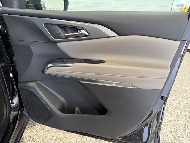 2025 Chevrolet Traverse FWD LT