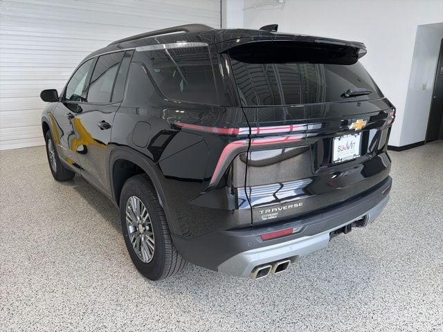 2025 Chevrolet Traverse FWD LT