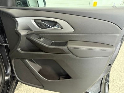 2023 Chevrolet Traverse AWD LT Cloth