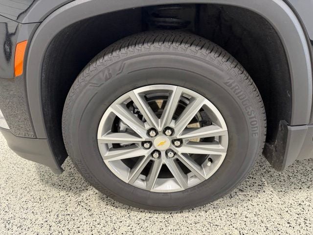 2023 Chevrolet Traverse AWD LT Cloth