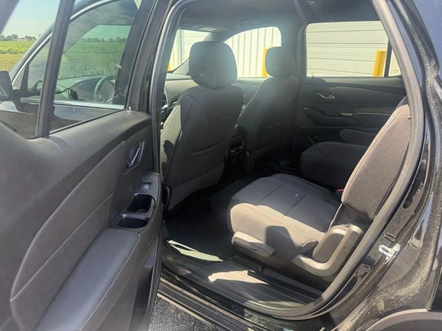 2023 Chevrolet Traverse AWD LT Cloth