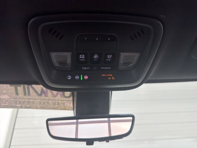 2023 Chevrolet Traverse AWD RS