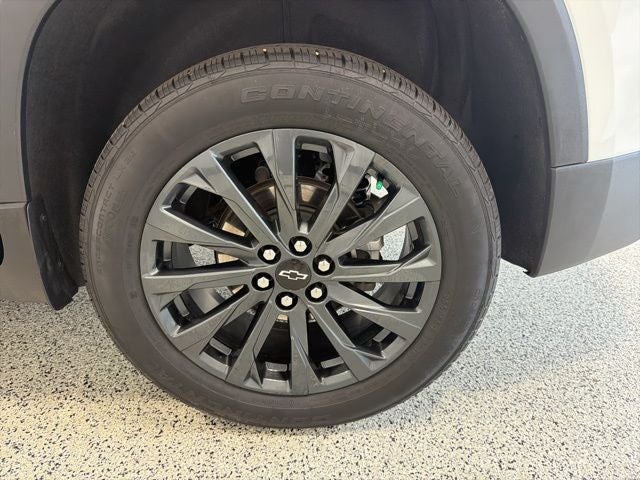 2023 Chevrolet Traverse AWD RS