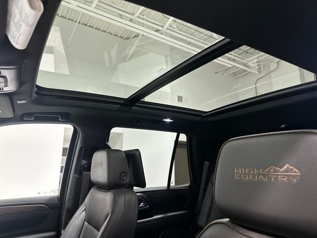 2023 Chevrolet Tahoe 4WD High Country