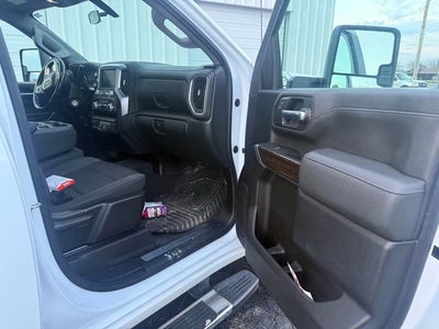 2023 GMC Sierra 2500HD 4WD Crew Cab Long Bed SLE
