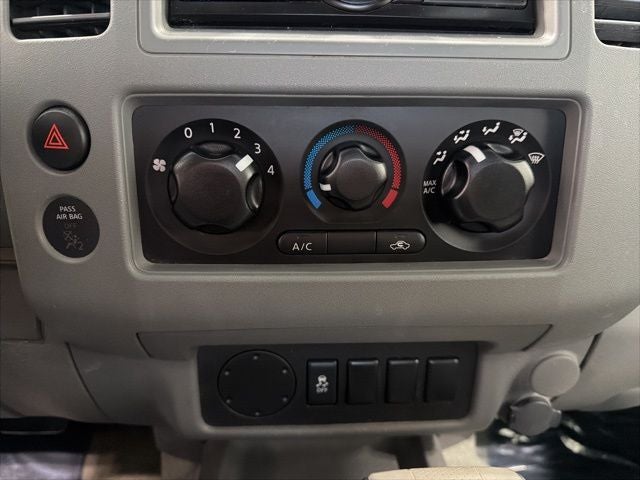 2013 Nissan Frontier S