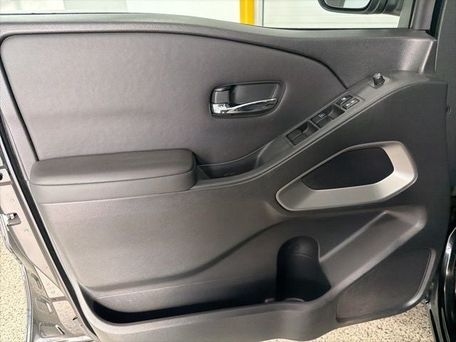 2022 Nissan Frontier Crew Cab SV 4x4