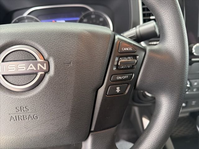 2022 Nissan Frontier Crew Cab SV 4x4