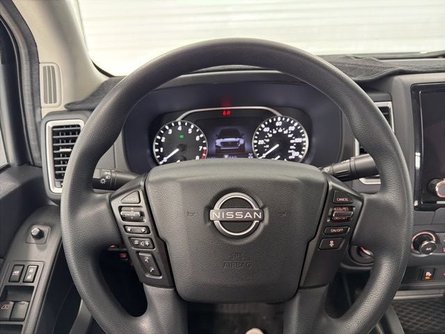 2022 Nissan Frontier Crew Cab SV 4x4