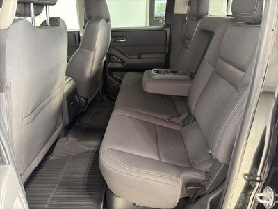 2022 Nissan Frontier Crew Cab SV 4x4