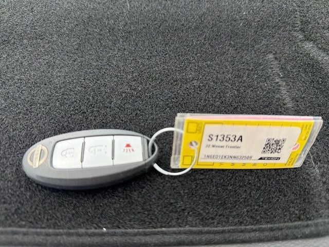 2022 Nissan Frontier Crew Cab SV 4x4