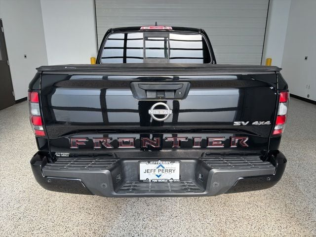 2022 Nissan Frontier Crew Cab SV 4x4