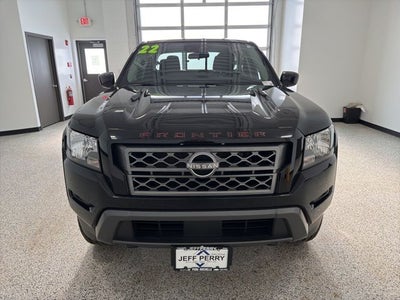 2022 Nissan Frontier Crew Cab SV 4x4