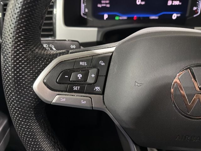 2021 Volkswagen Atlas Cross Sport 3.6L V6 SEL R-Line