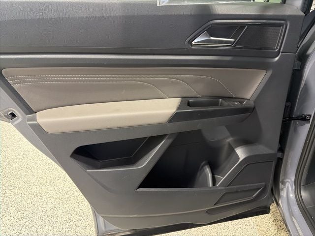 2021 Volkswagen Atlas Cross Sport 3.6L V6 SEL R-Line