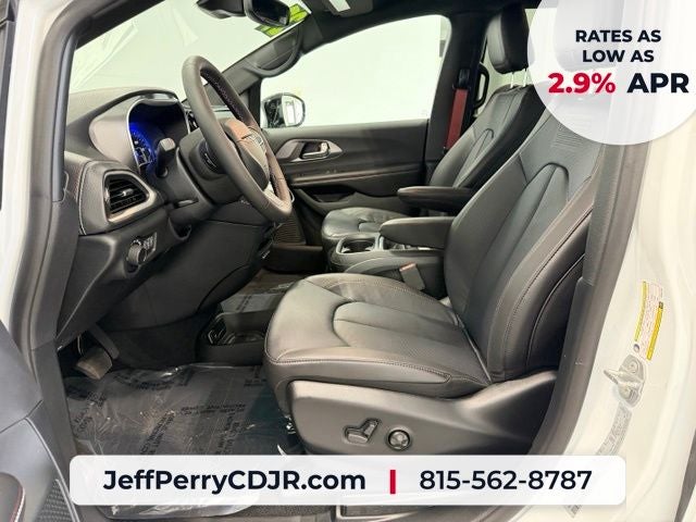 2027 Chrysler Pacifica PACIFICA SELECT