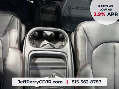 2027 Chrysler Pacifica PACIFICA SELECT