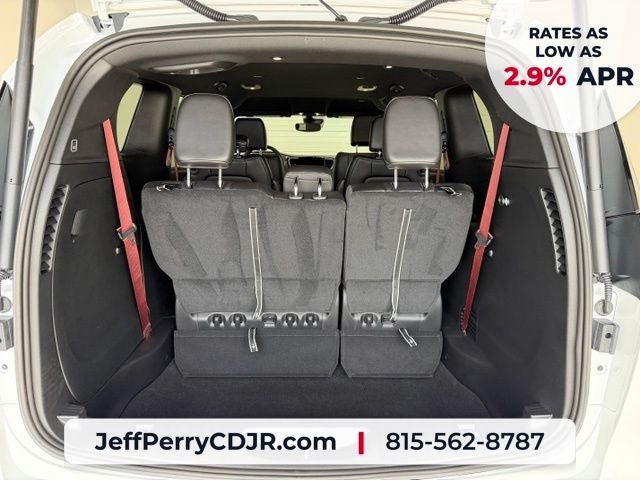 2027 Chrysler Pacifica PACIFICA SELECT