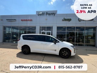 2027 Chrysler Pacifica PACIFICA SELECT