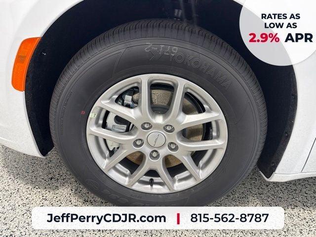 2027 Chrysler Pacifica PACIFICA SELECT
