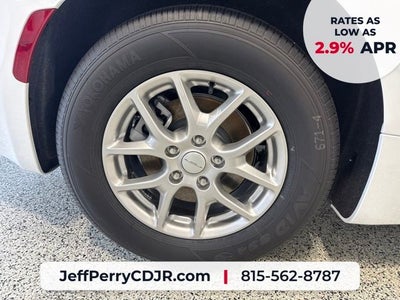 2027 Chrysler Pacifica PACIFICA SELECT